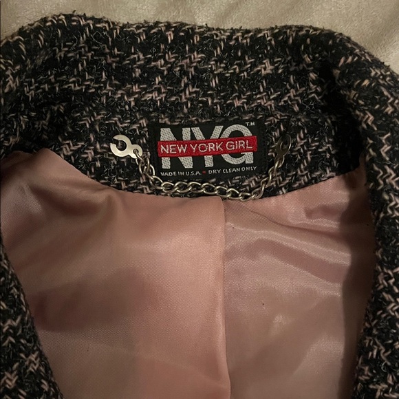 Vintage New York Girl Wool Blend coat w/ pink lining - Picture 2 of 8